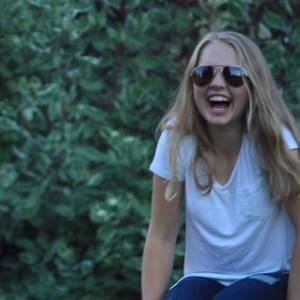 Meet your Posher, Olivia